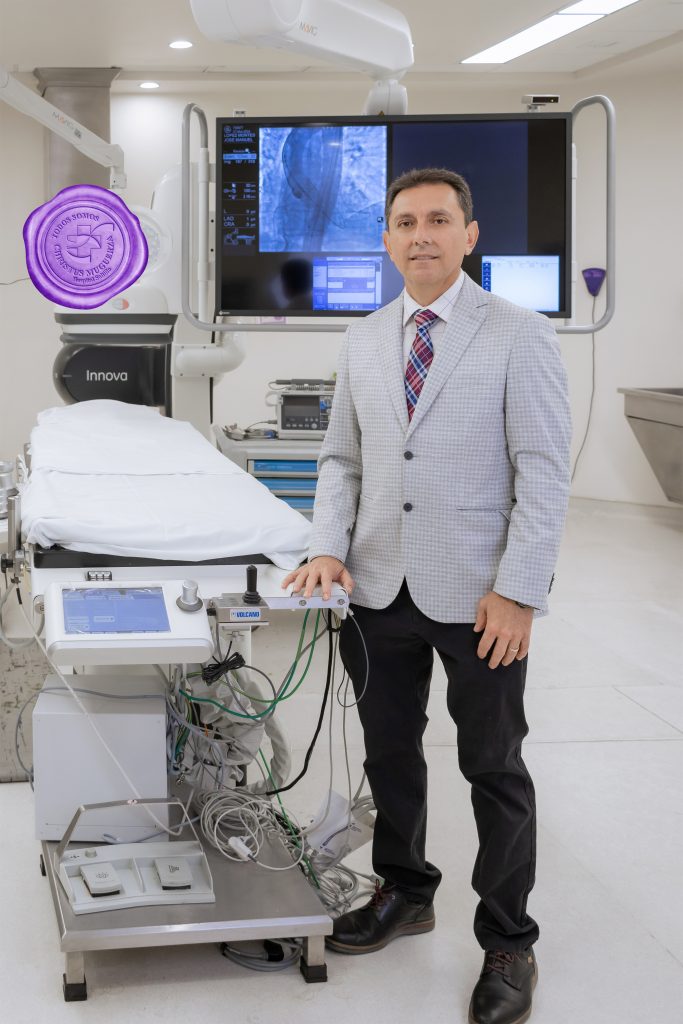 Dr. Leonel Olivas Salazar – Cardiólogo Intervencionista